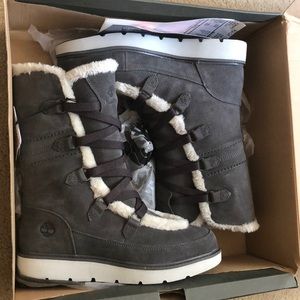 Timberland boots women’s 9